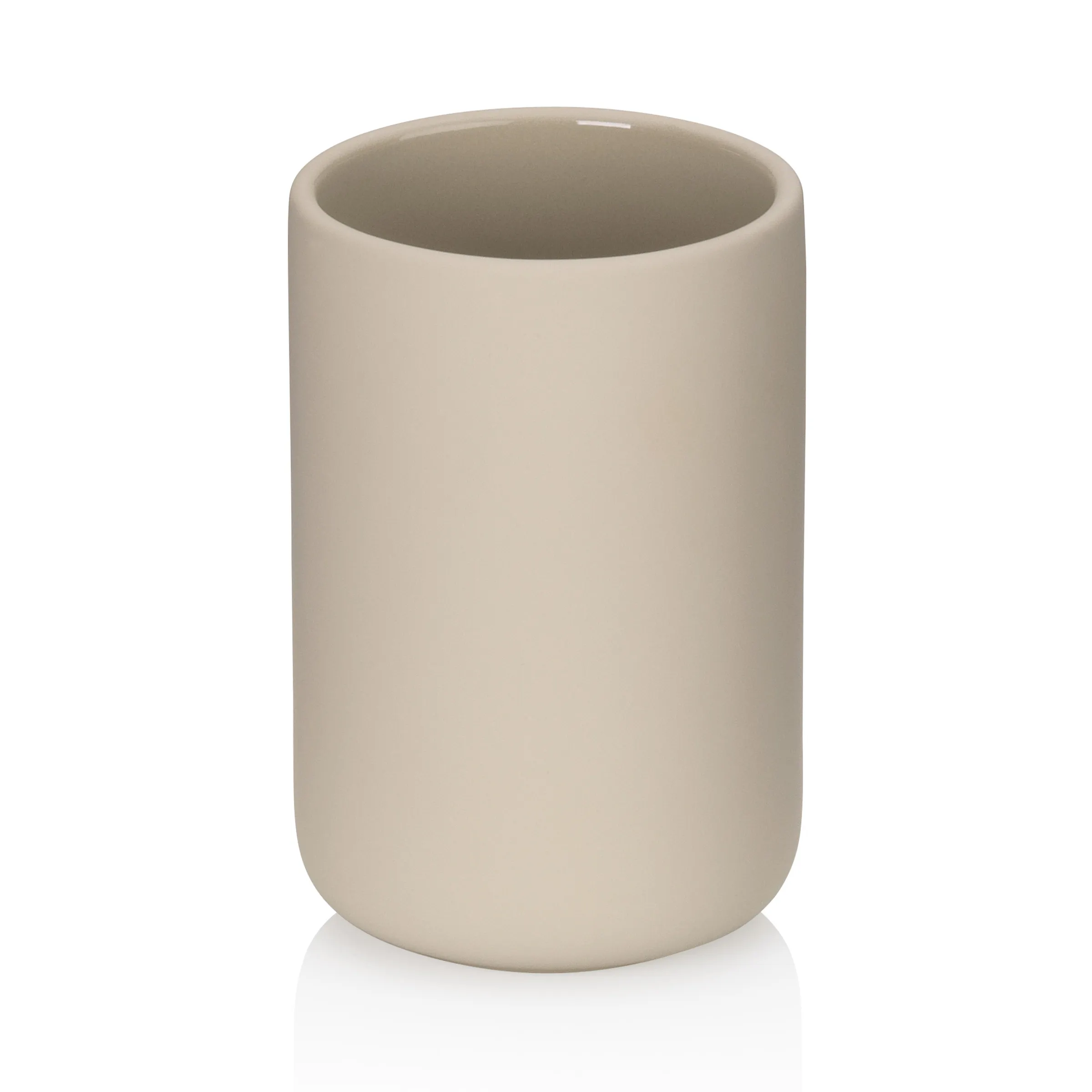 Beige Zahnputzbecher Keramik modern Beige keramischer Zahnputzbecher mit glatter Oberfläche und breiter, offener Öffnung oben, auf weißem Hintergrund.
