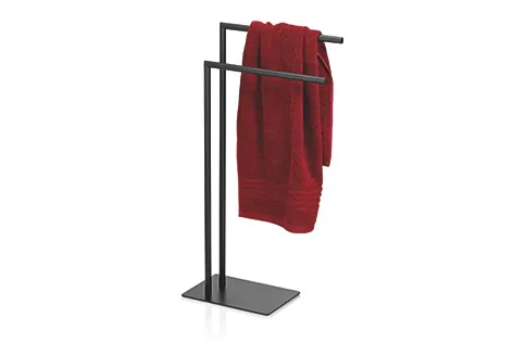 Handtuchständer schwarz mit zwei Stangen Schwarzer Handtuchständer mit zwei Stangen und roten Handtüchern auf quadratischer Basis