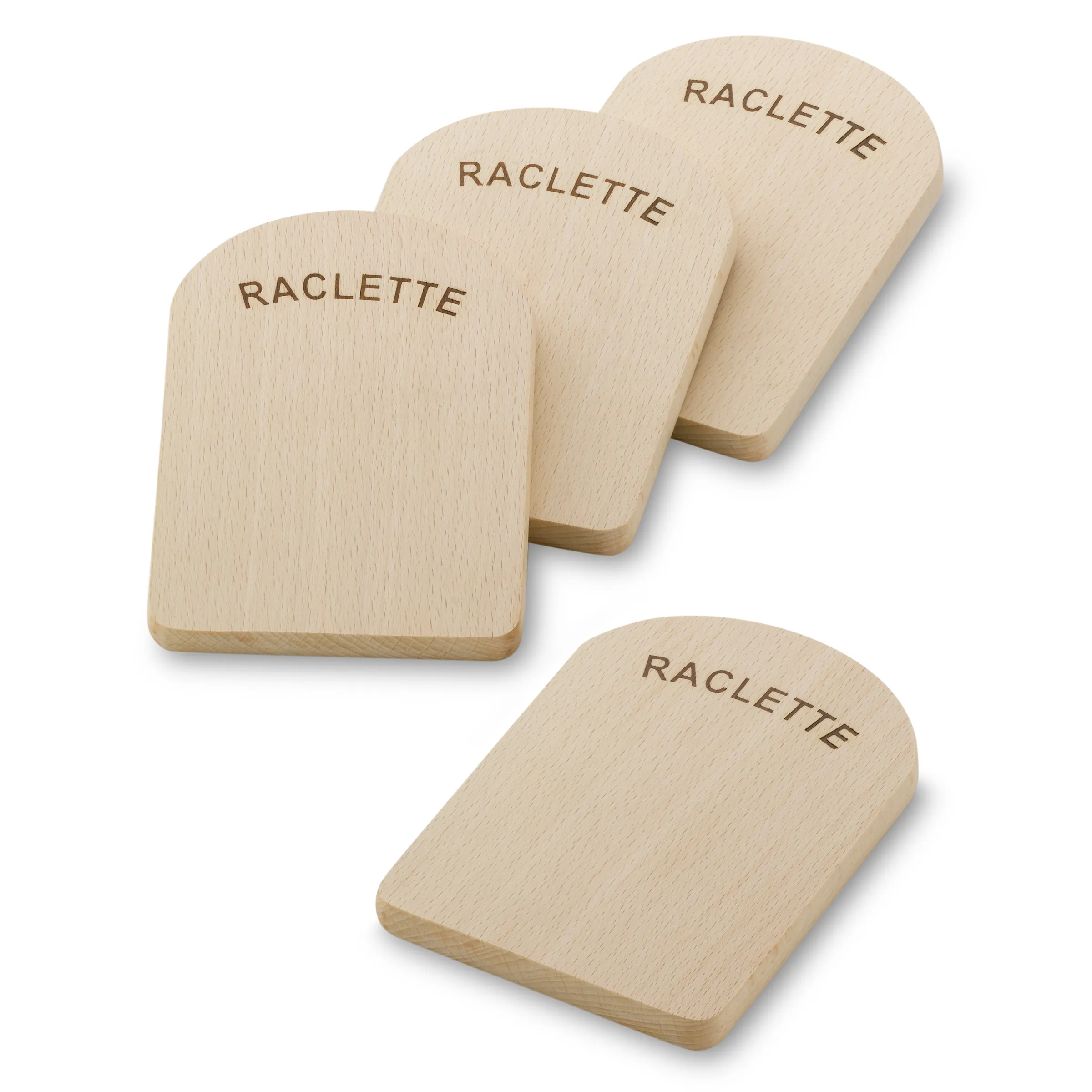 Raclette Holzschaber Set - 4 Buchenholz Raclette Schaber mit Gravur Vier Raclette-Holzschaber aus Buchenholz mit eingraviertem RACLETTE-Schriftzug auf weißem Hintergrund