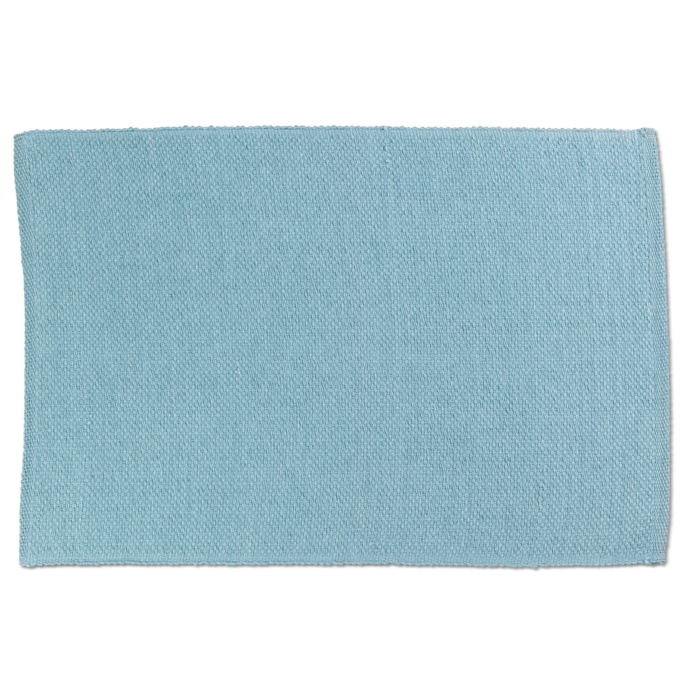 Mikrofaser Putztuch blau - hochwertiges Reinigungstuch Hellblaues Mikrofaser-Putztuch mit feiner Textur und lockerer Kante, isoliert auf weißem Hintergrund