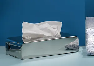 Taschentuchbox Edelstahl - modernes Badezimmer Accessoire Edelstahl-Taschentuchbox mit weißem Bezug auf blauem Hintergrund, elegantes Accessoire für Zuhause