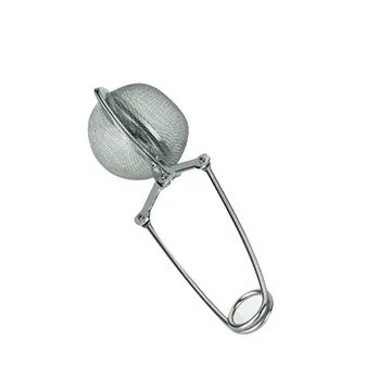 Teesieb Sicherheitsnadel - Tee-Ei mit Nadelclip Edelstahl Silberne Sicherheitsnadel mit Teesieb-Kugel aus Edelstahl auf weißem Hintergrund