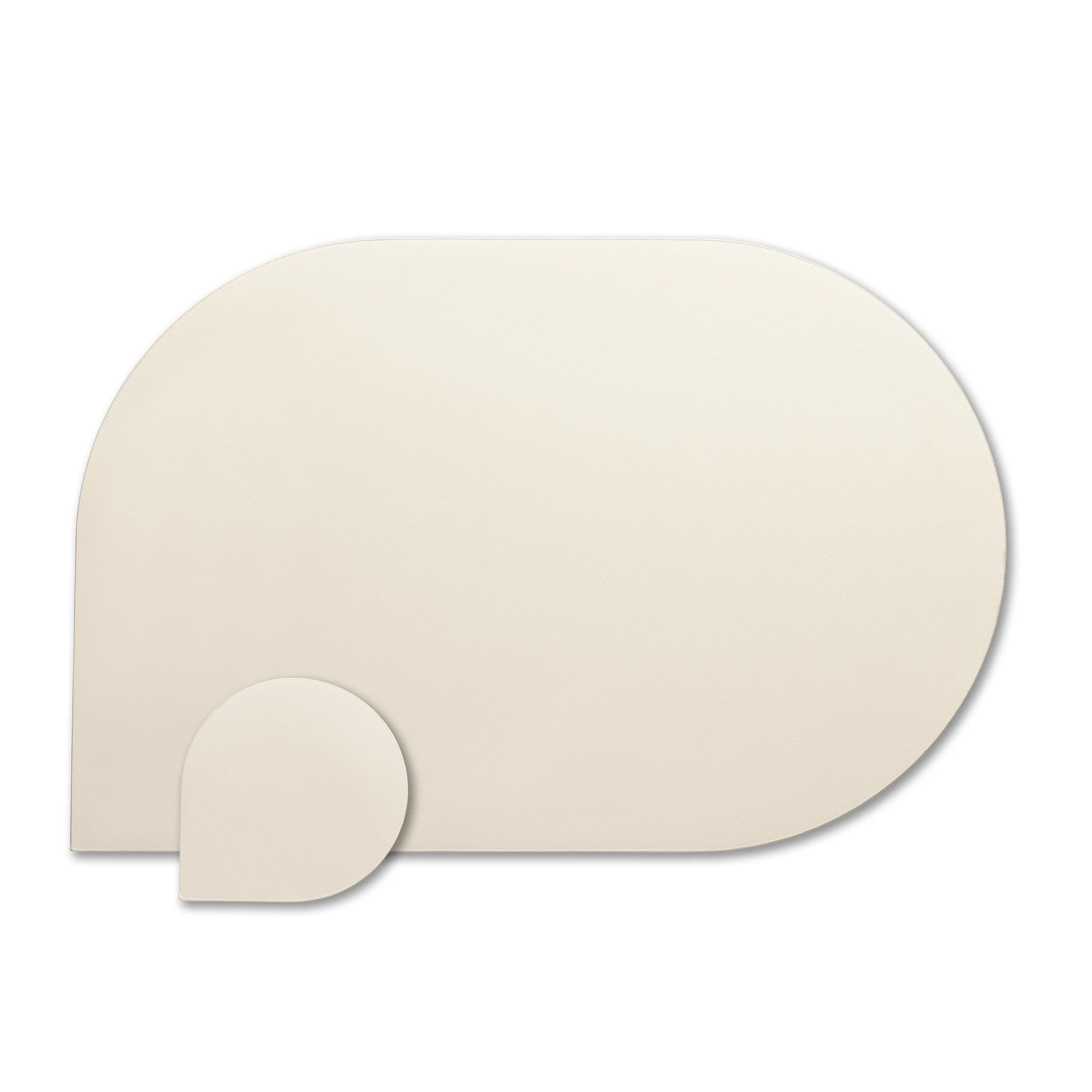 Bodenschutzmatte beige organische Form - Bürostuhlunterlage Hartboden Beige-creme Bodenschutzmatte in organischer Form mit abgerundetem Ausschnitt auf weißem Hintergrund