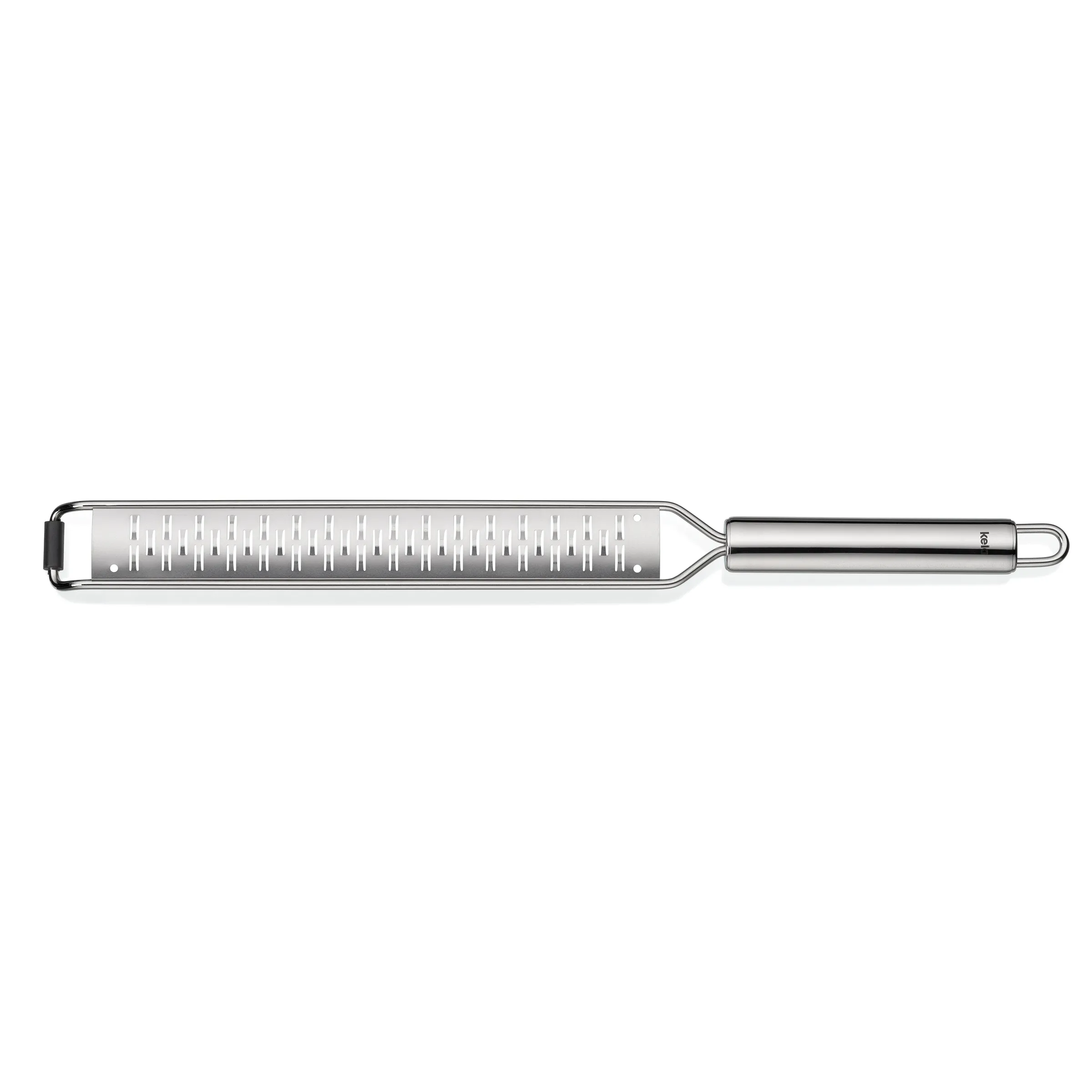WMF Küchenreibe Edelstahl - Feine Reibe mit ergonomischem Griff WMF Küchenreibe aus Edelstahl mit feiner Klinge und ergonomischem Griff auf weißem Hintergrund