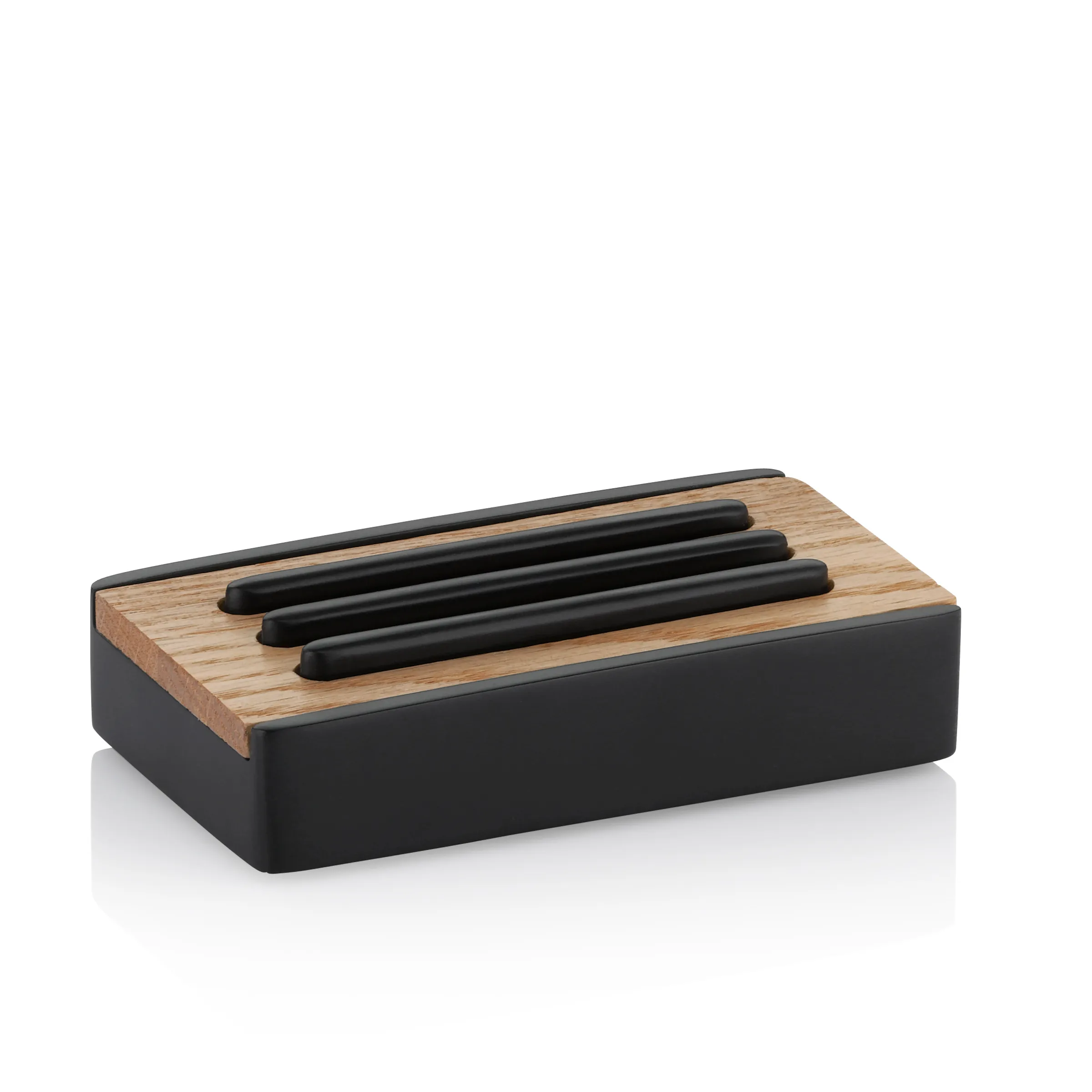 Schwarze Stiftebox mit Holzdeckel und drei schwarzen Stiften, modernes minimalistisches Design