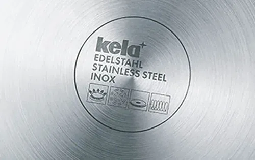 Kela Edelstahl Topf - Inox Stainless Steel Kochgeschirr Kela Edelstahl Topfboden mit Edelstahl-Inox-Kennzeichnung und Pflegesiegel-Icons auf metallischer Oberfläche