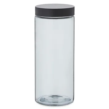 Transparenter Glasbehälter mit schwarzem Schraubdeckel, leer, auf weißem Hintergrund